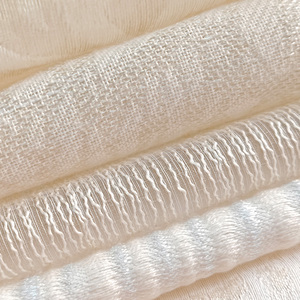 Voile <span class=keywords><strong>blanc</strong></span> de luxe et <span class=keywords><strong>tissu</strong></span> de rideau transparent en mousseline de soie tissé <span class=keywords><strong>plissé</strong></span> et rouleaux de pliage en S pour la décoration intérieure et les décors élégants - Product Image 1