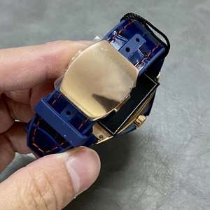 Reloj Mecánico Automático de Lujo Personalizado de la Mejor Calidad al por Mayor, Tipo Barril, para Hombre, Estilo de Números Arábigos en Oro Rosa - Product Image 6