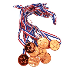 Médaille de sport en plastique pour enfants, haute qualité, prix bas, jouets pour enfants, médailles d'or de natation/course à pied - Product Image 3