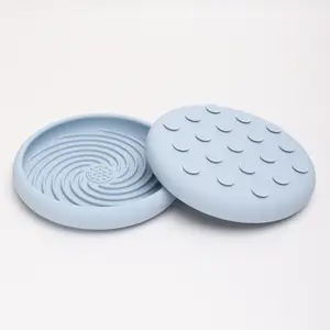 New Product Ideas 2024 Dog Cat Licking Mats Pets Bowl Pad For Silicone Treat Pet Dogs Cats Lick Pad Pet Feeder Drinker Modern