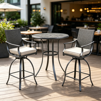 Ensemble de meubles de bar d'extérieur en rotin PE, tabourets de bar pivotants, table de bar ronde en métal, coussins d'assise haute densité
