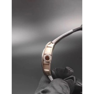Luxurious Custom-made High-end logo Mechanical Automatic Movement Sports Titanium Alloy <b>case</b> Men's Waterproof Wristwatch - Product Image 4
