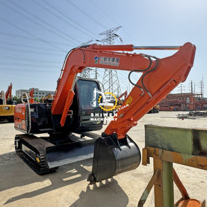 Bulldozer Hitachi ZX70 d'occasion de haute qualité, 7 tonnes, lame de bulldozer, excavatrice sur chenilles, d'occasion du Japon, ZX70 ZX75, petite pelle, faible nombre d'heures, en stock - Product Image 6