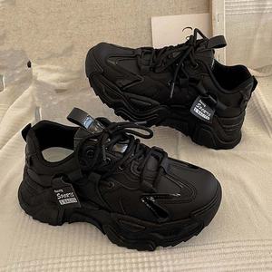 รองเท้าผู้หญิงยอดนิยมปี 2025 พื้นหนา หนังนิ่ม เชือกผูกรองเท้าคุณภาพสูง วัสดุผ้าแคนวาส เหมาะสำหรับฤดูใบไม้ผลิและฤดูร้อน - Product Image 1