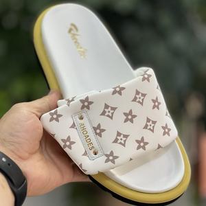 Sandalias de playa de alta calidad para mujer con logotipo personalizable, de tacón alto, de un solo tirante, a la moda, para primavera - Product Image 4