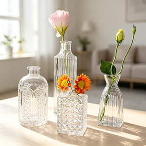 <span class=keywords><strong>Vaso</strong></span> <span class=keywords><strong>in</strong></span> Vetro Cilindrico Mini Trasparente Scanalato, <span class=keywords><strong>Vaso</strong></span> Decorativo Personalizzato all'Ingrosso per Centrotavola Matrimoni e Casa - Product Image 2