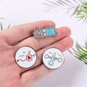 Fabricación personalizada lindo Pin novedad artículos promocionales regalos insignias serigrafía solapa dura esmalte Pin adornos del Día de San Valentín - Product Image 6