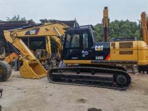 Excavatrice hydraulique sur chenilles CAT 325D 325BL 325DL 325D2 utilisée par marque japonaise de 25 tonnes à vendre - Product Image 5