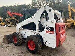 Chargeuse compacte Bobcat S300 S185 S130 S160 mini chargeuse sur pneus d'occasion - Product Image 2