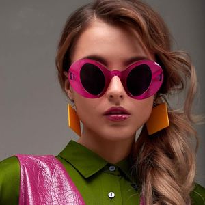 <span class=keywords><strong>2022</strong></span>วินเทจที่ไม่ซ้ำกันผู้ชายผู้หญิงคนต่างด้าวเฉดสีพังก์หลากสี UV400แว่นกันแดดรูปไข่กรอบเล็ก - Product Image 1
