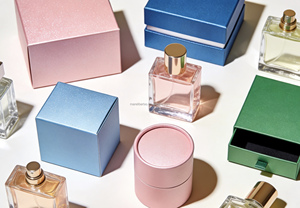 Parfums de Luxe en Gros, Coffrets Cadeaux de Parfums à Succès, Boîtes Mystères, Parfums en Bouteille, Cologne Arabes Originales pour Femme - Product Image 5