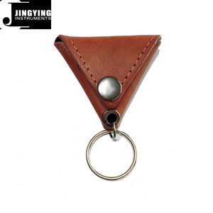 Jingying 2025, оптовая продажа с фабрики, матовая воловья кожа + микрофибра, треугольная сумка для гитары с цепочкой для ключей, аксессуары для гитары - Product Image 5