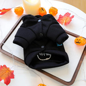 चांदी की खोपड़ी हेलोलीन पालतू हूडी कोट 2025 शरद ऋतु सर्दियों के कुत्ते कोट सर्दियों के जैकेट पालतू वस्त्र - Product Image 6