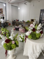 Chemin de table floral artificiel personnalisable Wild Spring 60 cm, centres de table floraux pour décoration de mariage et d'hôtel