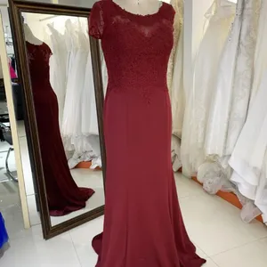Burgundy plus size short sleeve round neck Embroidery satin fitted mother of the bride evening dresses for wedding