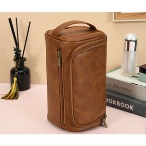 Sac de toilette en cuir compact et portable imperméable pour hommes, accessoires de voyage - Product Image 3