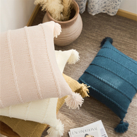 Housse de coussin en coton tissé texturé au crochet Boho flambant neuf avec pompon Wkl