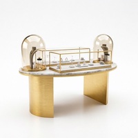 Présentoir à bijoux en forme de dôme avec éclairage LED, design personnalisable |   Cloche en verre avec base en or/bois |   Vitrine de luxe pour colliers