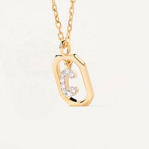 สร้อยคอแฟชั่น ZYO Custom Jewelry สร้อยสแตนเลสสตีลประดับตัวอักษรภาษาอังกฤษประดับเพชร CZ สำหรับผู้หญิง พร้อมจี้รูปตัวอักษรนำโชค - Product Image 2