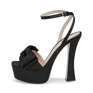 Benutzer definiertes Logo Hersteller Sling back Open Toe Blank Logo Satin Schwarz Knöchel riemen Frauen Party Platform Heels Bow Knot Sandale