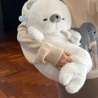Peluche mignonne de phoque blanc avec bonnet de nuit, oreiller Kawaii, animal en peluche de chien de mer dormant, poupée douce, oreiller en peluche de lion de mer pour enfants