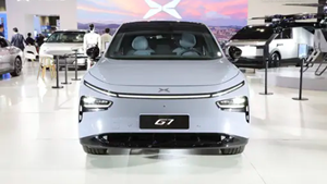 Vehículo Eléctrico XPeng G7 Modelo 2025/2026 Nuevo/Usado en Venta, SUV Mediano a Precio Económico - Product Image 2