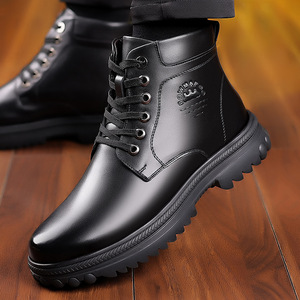 Bottes Martin pour homme en cuir véritable, hauteur cheville, bout rond, doublure en fourrure, semelle extérieure en caoutchouc, bottes chaudes isolantes pour l'hiver - Product Image 1