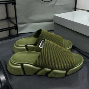 Chanclas de exterior modernas y a la moda, hechas de material EVA, con suela antideslizante y suave, marca de lujo con logotipo personalizado. - Product Image 4