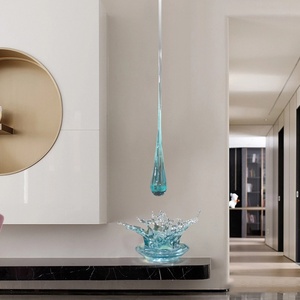 Escultura Decorativa de Resina Transparente para Vestíbulo de Hotel o Club, Diseño Creativo, Minimalista y Moderno, con Paisaje Acuático y Flores, Muestra para Casa - Product Image 4