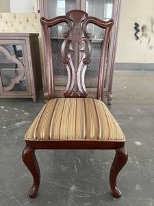 Chaise d'appoint classique américaine <span class=keywords><strong>Chippendale</strong></span> en acajou massif sculpté, dossier ouvert, coussin en tissu rayé, pieds cabriole, chaise de salle à manger - Product Image 2