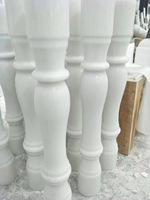 Balustrades de balcon en marbre blanc en gros pour escaliers en pierre