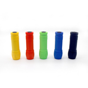 Đèn Pin 9 LED Bằng Nhựa Giá Rẻ Đèn Pin LED Cầm Tay Chạy Pin 3 * AAA - Product Image 6