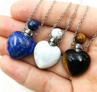 Collier Pendentif Cœur en Cristal Naturel Bouteille de Parfum Transfrontalière, Bouteille d'Aromathérapie, Chaîne en Acier Titane Ouvrable