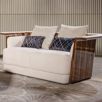 Ensemble de canapés en cuir véritable de luxe italien en forme de U, style moderne et simple, avec placage de bois rouge haut de gamme pour villa.