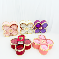 Boîte à bijoux roses conservées trèfle à quatre feuilles fleurs éternelles peinture en aérosol en plastique carré Simple commande minimale 100 pièces pour