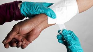 Gants d'examen médicaux en <span class=keywords><strong>nitrile</strong></span> <span class=keywords><strong>sans</strong></span> latex et <span class=keywords><strong>sans</strong></span> poudre, non stériles, <span class=keywords><strong>sans</strong></span> danger pour le nettoyage des aliments, gants jetables en <span class=keywords><strong>nitrile</strong></span> - Product Image 6
