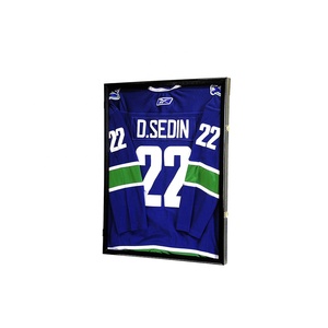 Hot Bán Bảo Vệ UV Tùy Chỉnh Gỗ Rắn Khung Ảnh Bóng Rổ Bóng Đá Hockey Jersey Khung Hiển Thị Trường Hợp Hộp Bóng - Product Image 3