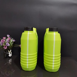 Bouteille d'huile moteur <span class=keywords><strong>en</strong></span> plastique vert de 4 litres (1 gallon), bidon vide avec poignée - Product Image 3