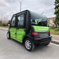 Mini véhicule électrique 4 places personnalisé à propulsion arrière avec sièges en cuir pour les trajets courts et la patrouille communautaire