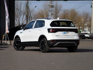 Auto Usata Economica PXH per <span class=keywords><strong>Volkswagen</strong></span> Tacqua 2021 200tsi Dsg 1.5l Automatica, Intelligente, Basso Chilometraggio, Benzina - Product Image 5
