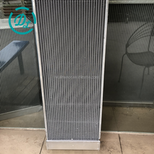 Radiateur de pelle hydraulique EexcavaStart SK200-8, ensemble réservoir d'eau, pièce YN05P000585001, cœur en aluminium durable, refroidissement efficace, garantie 1 an - Product Image 1