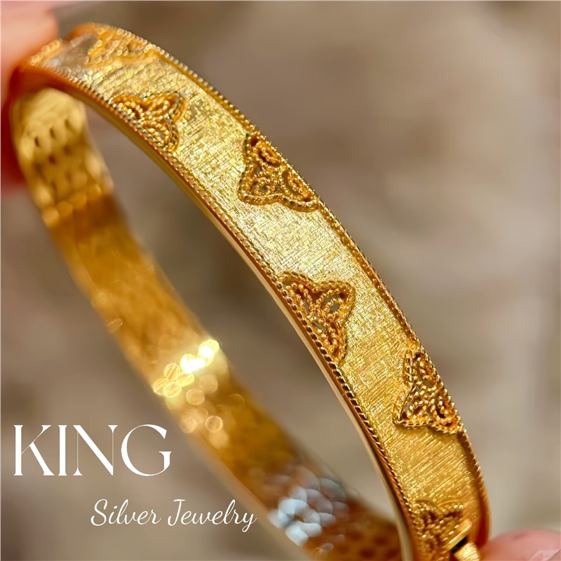 Bracelet de petite taille (convient pour un tour de poignet inférieur à 15 cm)