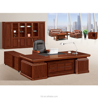 Bureau de direction en forme de L en acajou de luxe, design élégant pour poste de travail professionnel