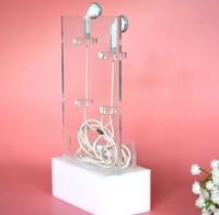 Casque de sport moderne de luxe en acrylique blanc, personnalisé en usine, écologique, recyclable, résistant à l'eau et léger, avec affichage