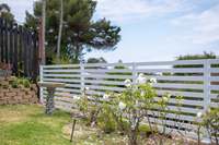 Panneau de clôture verticale en aluminium de qualité supérieure avec sommet à piquets décoratifs, clôture de sécurité modulaire