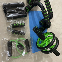 Kepler KC634 Offre Spéciale Kit Rouleau Abdominal, Barre de Push-Up, Corde à Sauter, Poignée de Musculation, Genouillère pour Entraînement Abdominal et Renforcement du Tronc