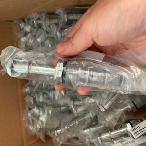 SV1-10-4-0-00 565547 SV1 10 4 0 00 SV1104000 SV1-10-C-0-00 565534 SV1-10-C SV1-10-C-0 SV110C Solénoïde d'origine - Product Image 6