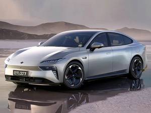 Série de berlines électriques Dongfeng Epai 2026, direction réactive, accélération puissante, charge rapide, confort spacieux pour usage familial - Product Image 1