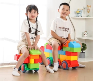 Blok bangunan plastik warna-warni Super besar, mainan konstruksi batang pembelajaran dini DIY untuk anak dengan roda mobil 172 buah - Product Image 1