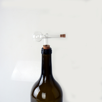 Conception d'aération en verre transparent moderne de bec verseur de vin soufflé par main de haut Borosilicate